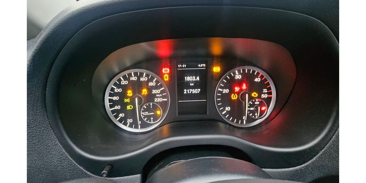 Mercedes-Benz Vito 220.000 km 15.000 &euro; Ayl 54441