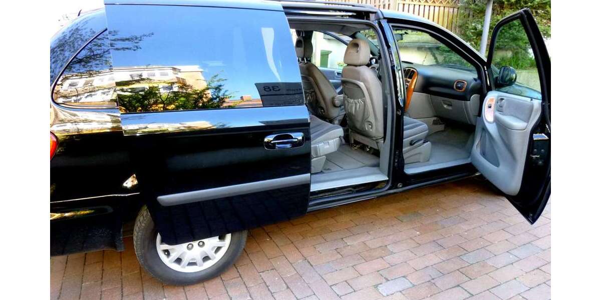 Chrysler Grand Voyager 189.000 km 6.800 &euro; Hamburg, Freie und Hansestadt 22337