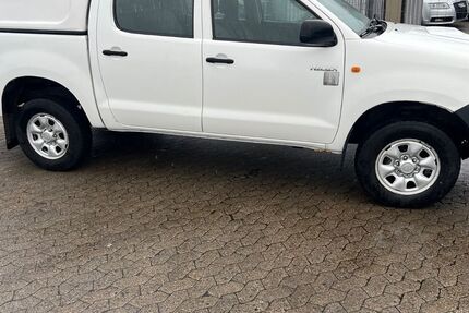 Toyota Hilux 190.000 km 11.400 &euro; Nürnberg 90431