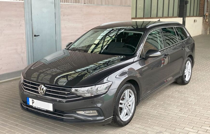 VW Passat 51.940 km 22.290 € Potsdam 14480