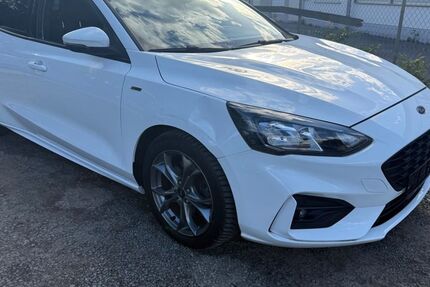 Ford Focus 115.500 km 9.900 € Nauheim 64569