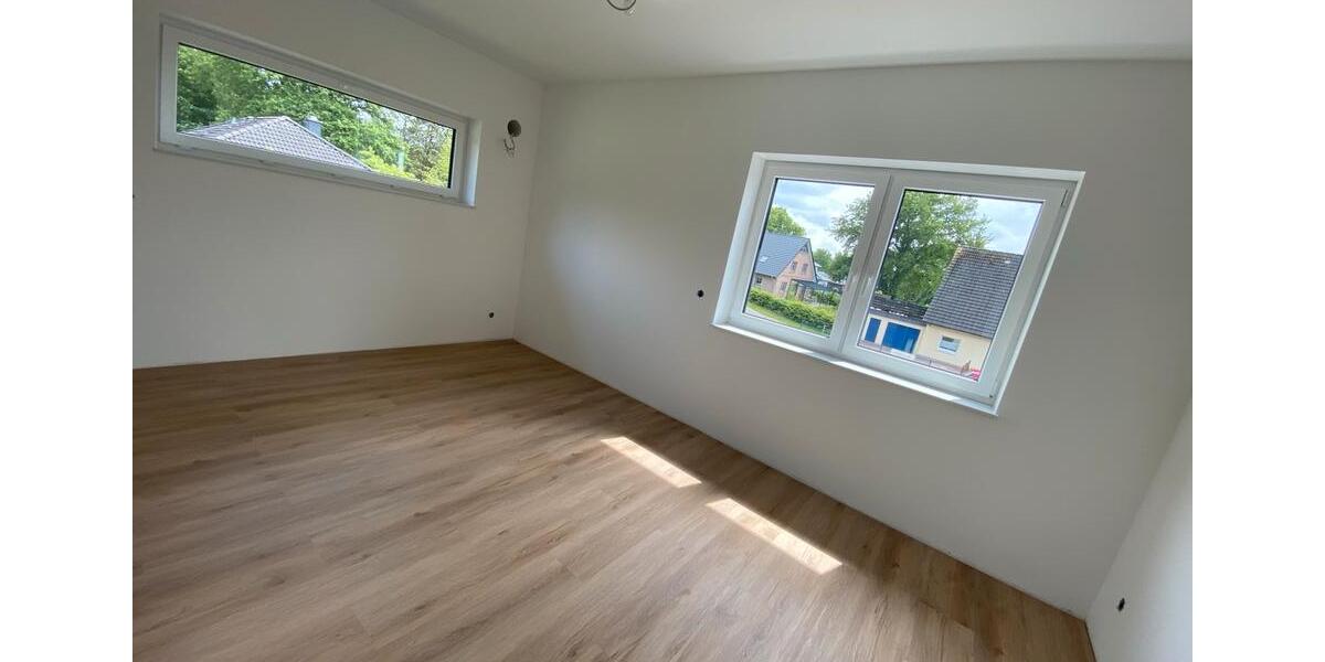Doppelhaushälfte Bad Bramstedt - 4 Zimmer, 126 m&sup2;, 549.000&euro; | Angebot:26738876