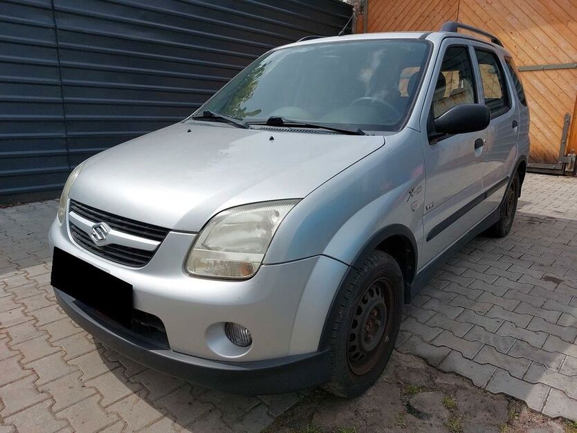 Suzuki Ignis 181.000 km 2.500 € Torgau 04860