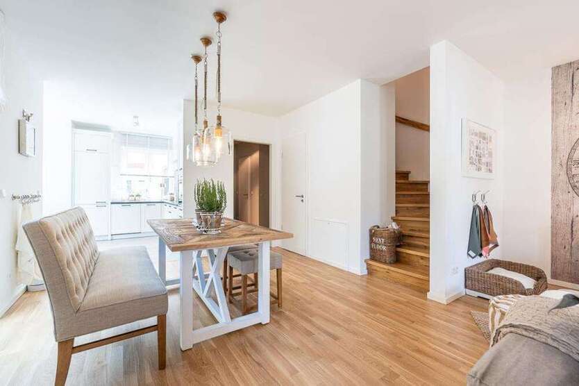Haus zum Kaufen in Beelitz 469.000 € 106.97 m²