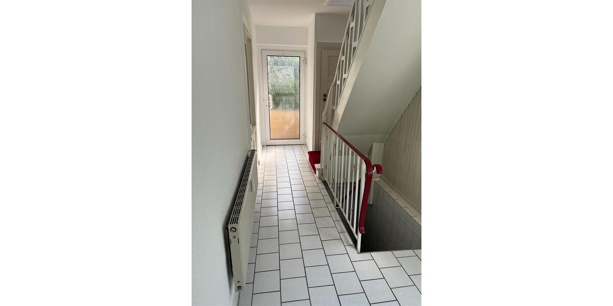 Etagenwohnung Rösrath - 2 Zimmer, 75 m&sup2;, 850&euro; | Angebot:26349657