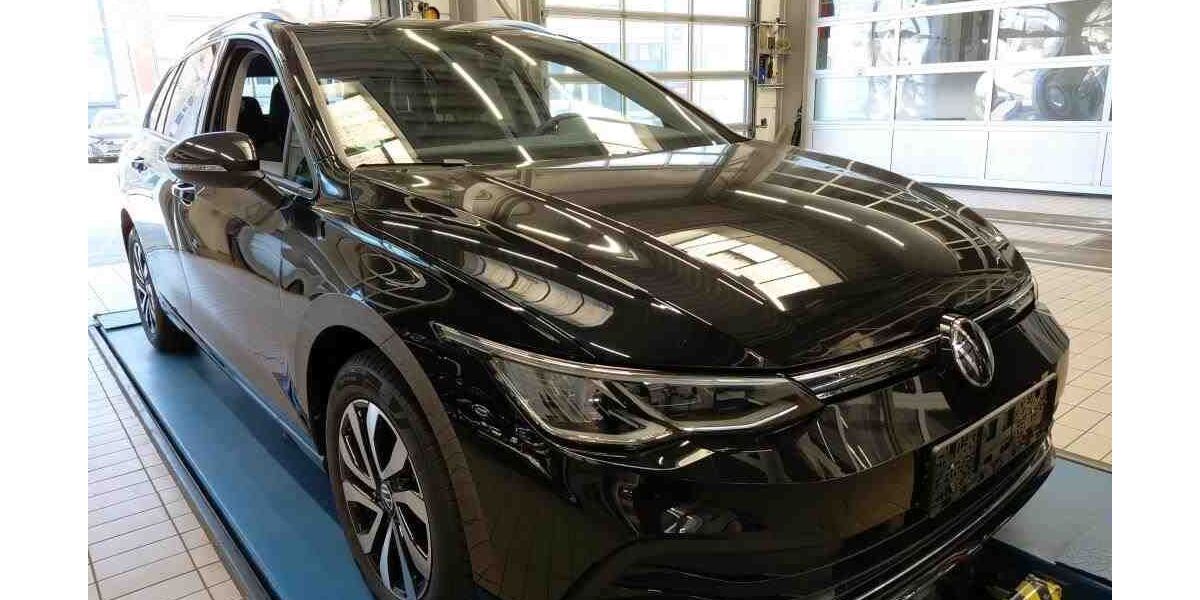 VW Golf 6.900 km 23.890 &euro; Weinbach 35796