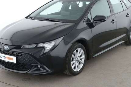 Toyota Corolla 61.975 km 25.590 &euro; Neufahrn 85375