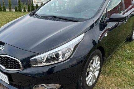 Kia ceed Sportswagon 42.500 km 9.985 &euro; Weiden 92637