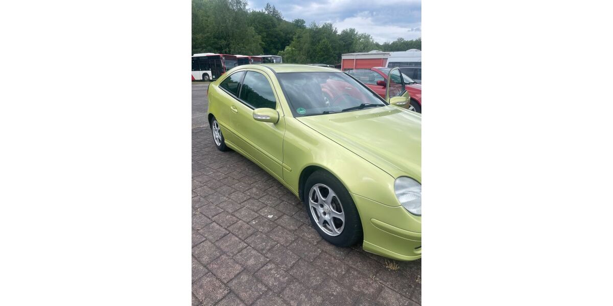 Mercedes-Benz C 180 166.990 km 1.990 &euro; Daaden 57567