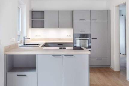 Haus Stade - 5 Zimmer, 129 m&sup2;, 1.750&euro; | Angebot:24905290