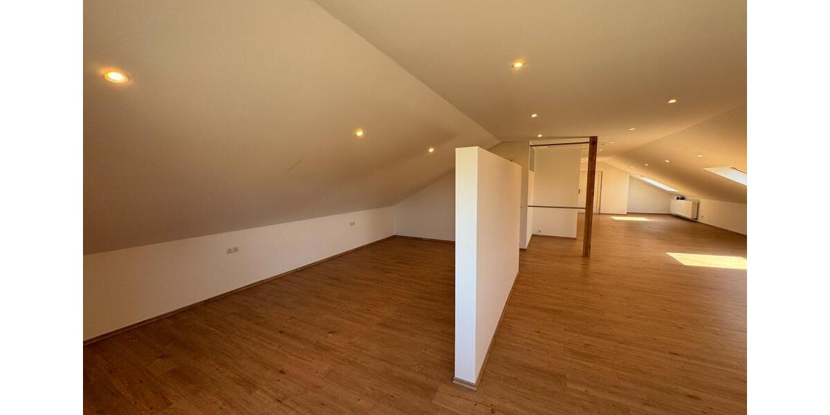 Dachgeschoßwohnung Wiesentheid - 2 Zimmer, 120 m&sup2;, 270.000&euro; | Angebot:24614746