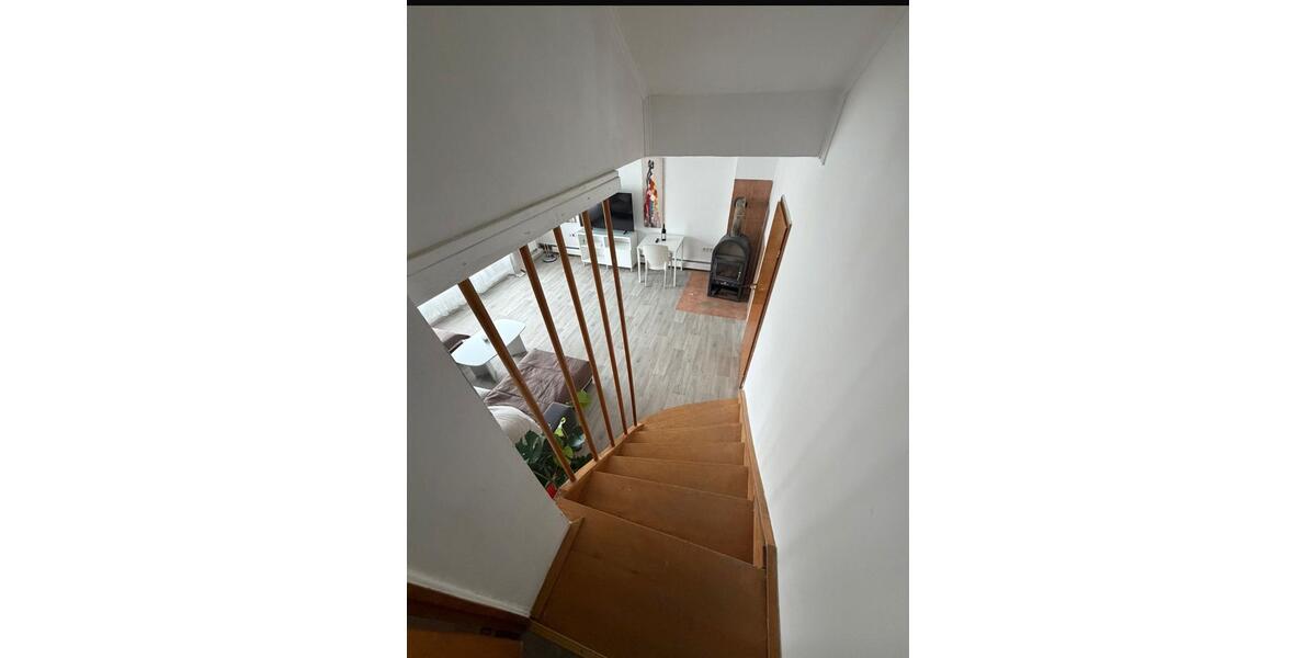 Dachgeschoßwohnung Niestetal - 5 Zimmer, 100 m&sup2;, 20&euro; | Angebot:25311590