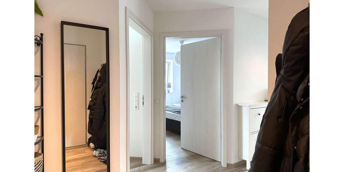 Dachgeschoßwohnung Ganderkesee - 4 Zimmer, 96 m&sup2;, 1.250&euro; | Angebot:25943368