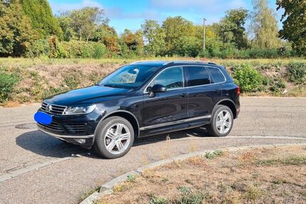 VW Touareg 119.000 km 21.900 &euro; karlsruhe 76199