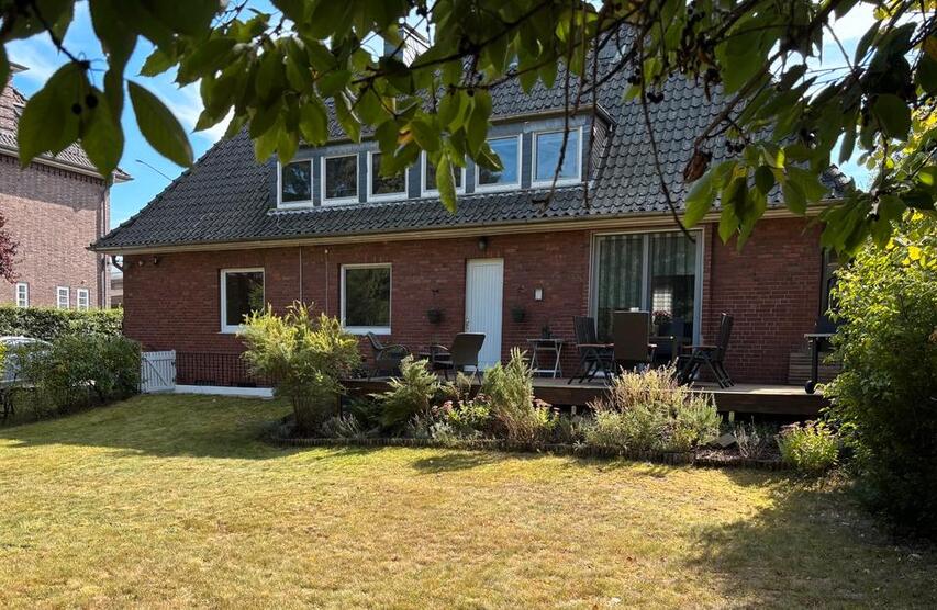 Stilvoll saniertes Einfamilienhaus mit Einliegerwohnung zimmer