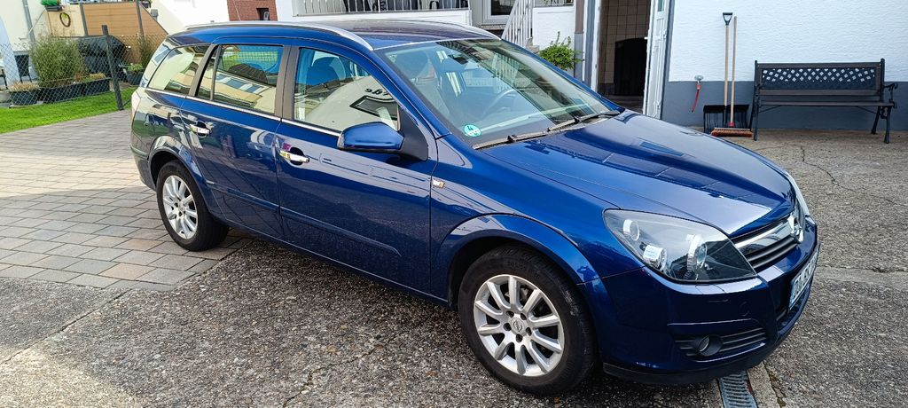 Opel Astra 148.000 km 2.590 &euro; Unna 59425
