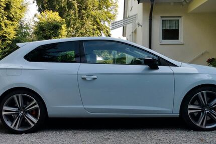 Seat Leon 122.000 km 14.800 &euro; Emmering 82275