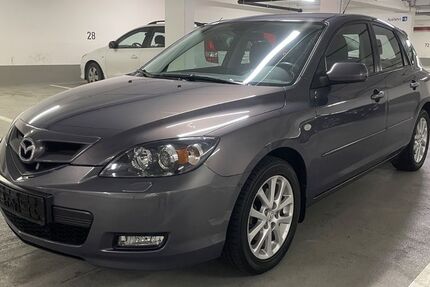 Mazda 3 91.000 km 5.990 € München 81929