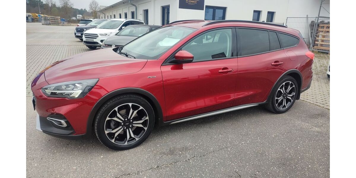 Ford Focus 84.071 km 13.490 &euro; Ebermannsdorf 92263