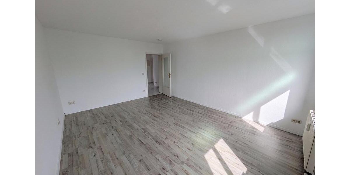 Dachgeschoßwohnung Zwickau Zwickau-West - 2 Zimmer, 48 m&sup2;, 360&euro; | Angebot:26404473