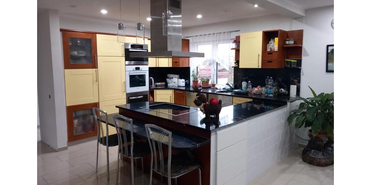 Einfamilienhaus Jestetten - 7 Zimmer, 230 m&sup2;, 595.000&euro; | Angebot:26414842
