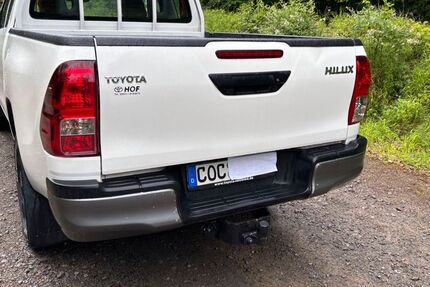 Toyota Hilux 78.000 km 28.500 &euro; Lieg 56290