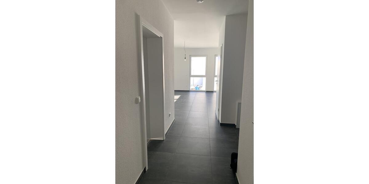 Etagenwohnung Bad Camberg - 2 Zimmer, 74 m&sup2;, 900&euro; | Angebot:25360893