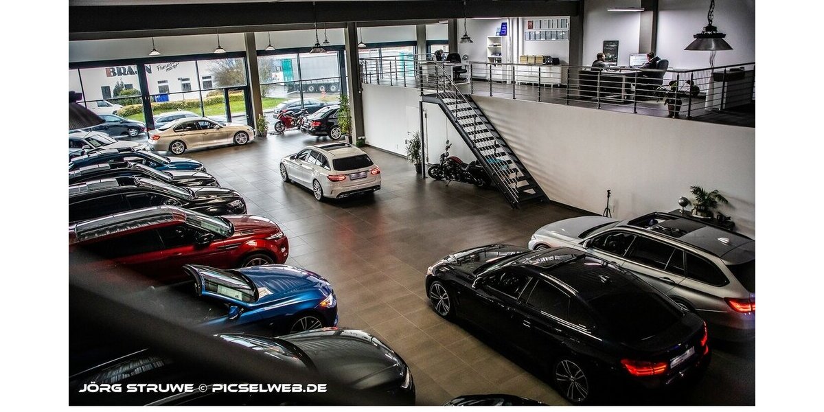 Seat Leon 2.0 TDI FR LED ACC VirtualCockpit Pano 147.000 km 17.490 &euro; Stade 21682