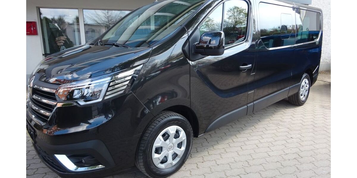 Renault Trafic 33.100 km 34.990 &euro; Dresden 01217