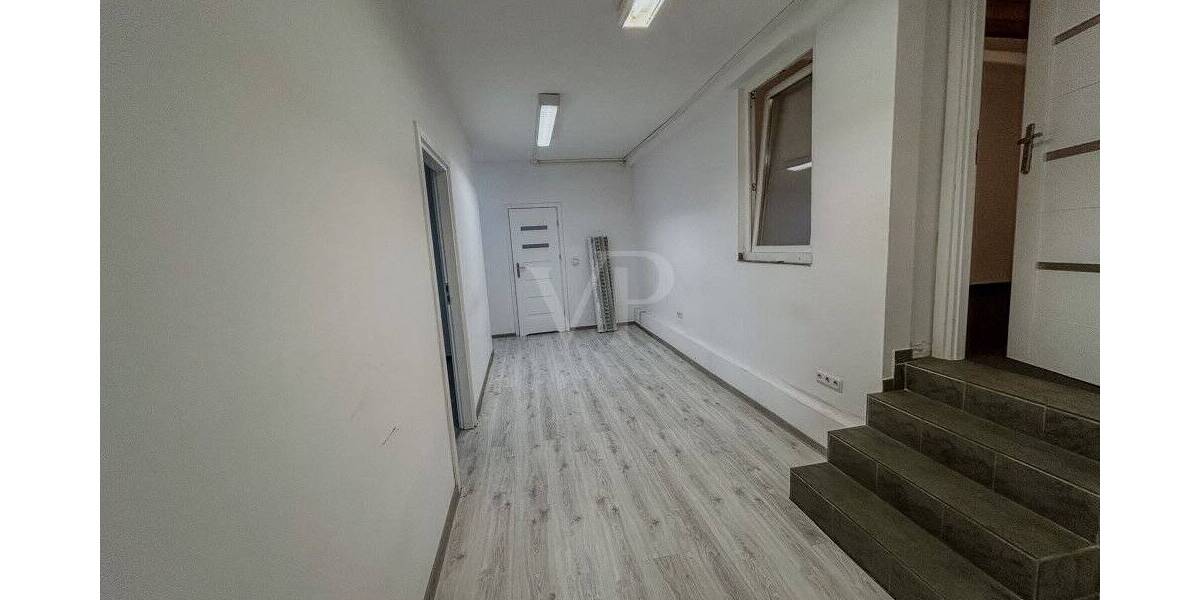 Gewerbeobjekt Velbert Mitte - 4 Zimmer, 148 m&sup2;, 1.200&euro; | Angebot:24033334