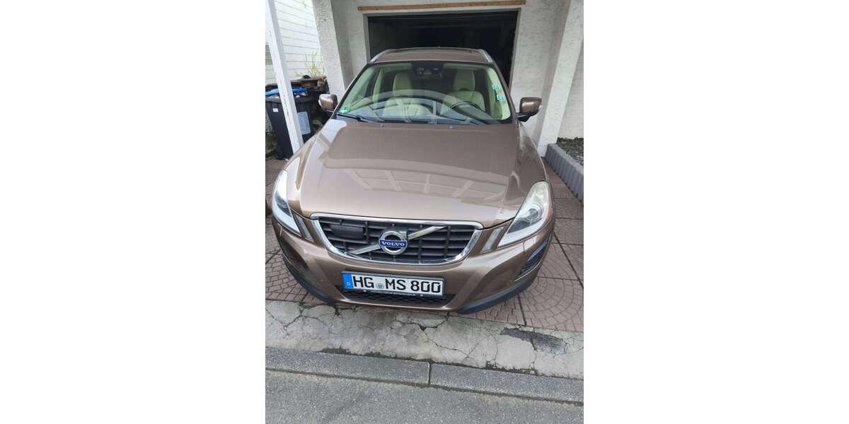 Volvo XC60 273.000 km 7.500 &euro; Schmitten im Taunus 61389