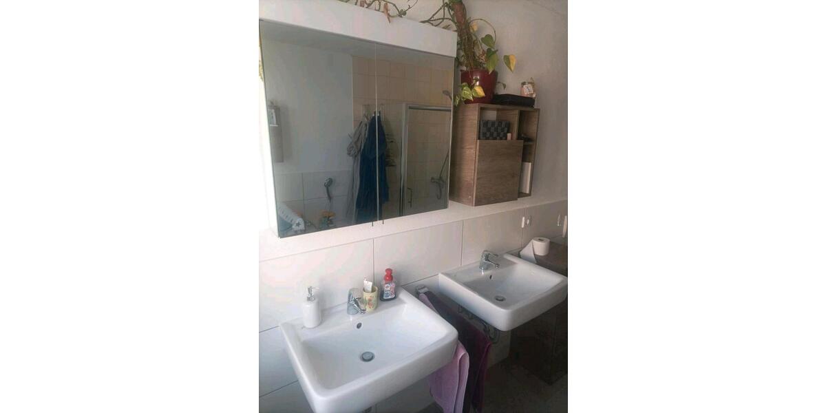 Dachgeschoßwohnung Altusried - 4 Zimmer, 140 m&sup2;, 1.400&euro; | Angebot:26211437