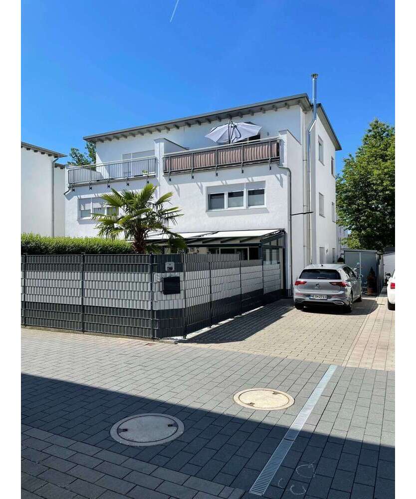 Haus zum Mieten in Mühlheim am Main 2.000 € 162.08 m²
