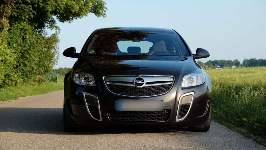 Opel Insignia 94.500 km 12.990 € Ismaning 85737
