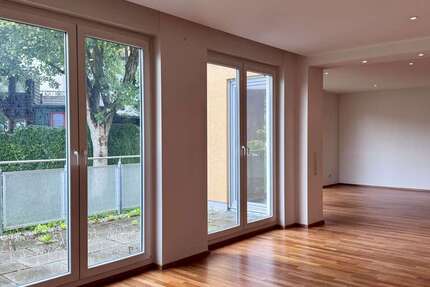 Wohnung Kronberg Kronberg - 3 Zimmer, 159 m&sup2;, 2.190&euro; | Angebot:27352521
