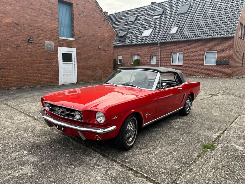 Ford Mustang 88.000 km 41.750 € Senden 48308