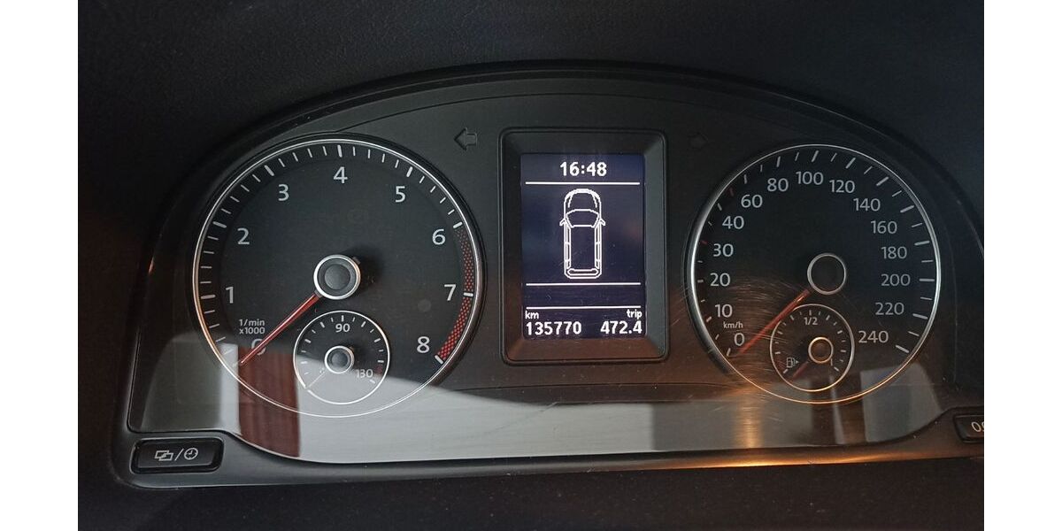 VW Touran 136.000 km 12.200 &euro; Karlshuld 86668