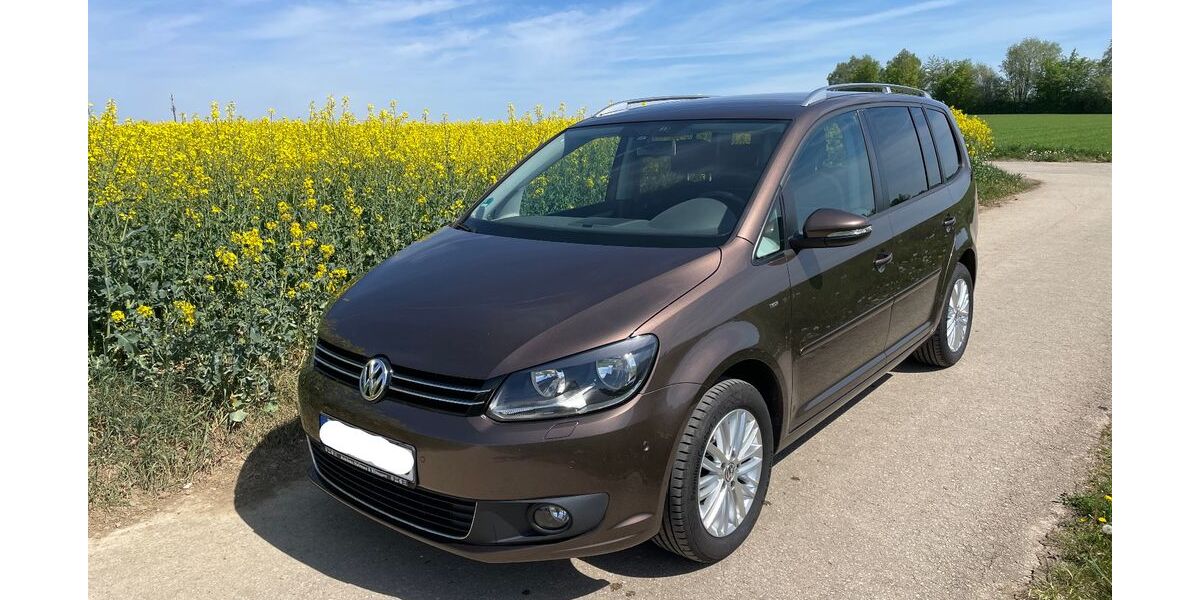 VW Touran 162.000 km 6.900 &euro; Stammham 85134