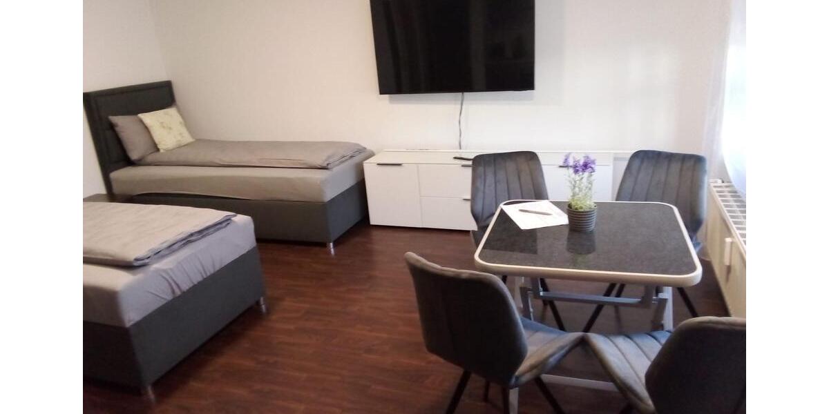 Erdgeschoßwohnung Metzingen - 1.5 Zimmer, 42 m&sup2;, 900&euro; | Angebot:26312690