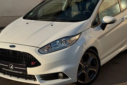 Ford Fiesta 100.000 km 9.990 &euro; Willmering 93497