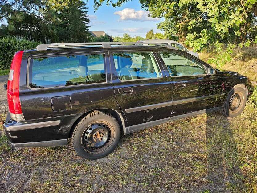 V70