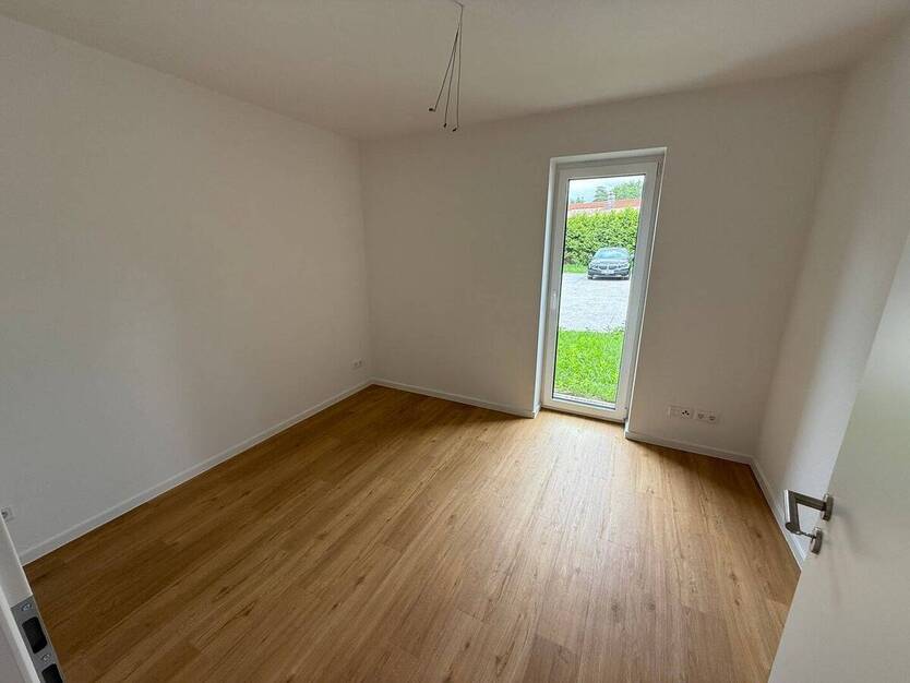 Frisch fertiggestellt! Effizienzhaus-40-Erdgeschosswohnung im Herzen von Bad Zwischenahn! 3 zimmer