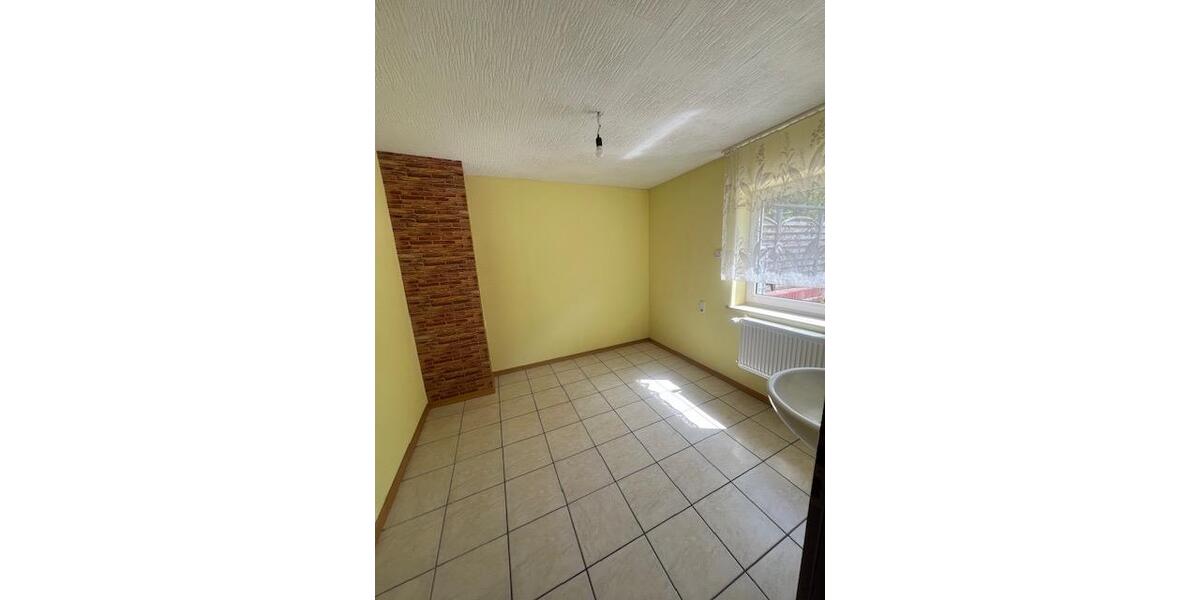 Einfamilienhaus Hillesheim - 7 Zimmer, 164 m&sup2;, 259.000&euro; | Angebot:27066452