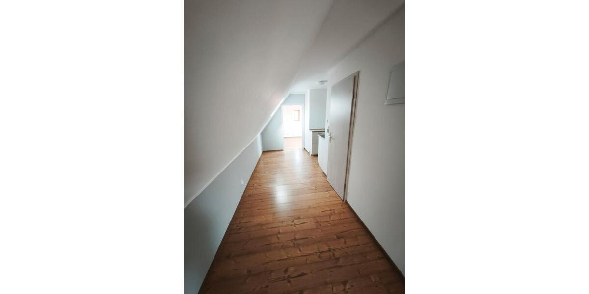 Dachgeschoßwohnung Bunde - 2 Zimmer, 60 m&sup2;, 600&euro; | Angebot:26285929