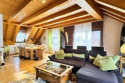 Haus zum Kaufen in Maintal - Hochstadt 990.000 € 381.16 m² 12 zimmer