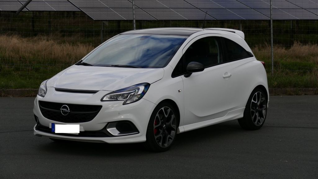 Opel Corsa 99.999 km 11.800 &euro; Gladenbach 35075