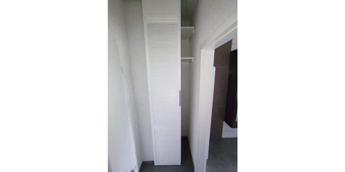 Etagenwohnung Schwerin Weststadt - 3 Zimmer, 103 m&sup2;, 900&euro; | Angebot:24609574