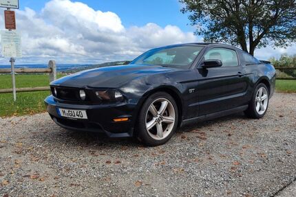 Ford Mustang 124.200 km 17.400 € Kirchheim 85551