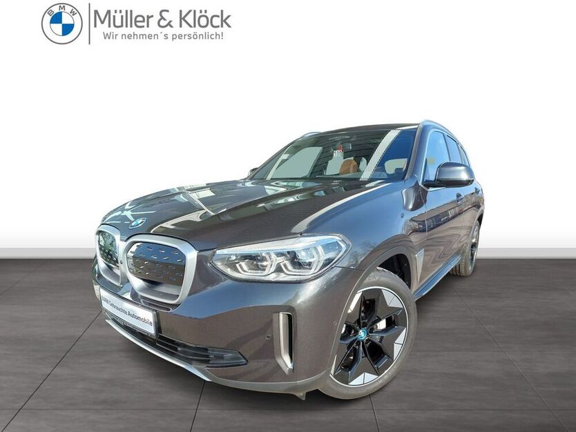 iX3