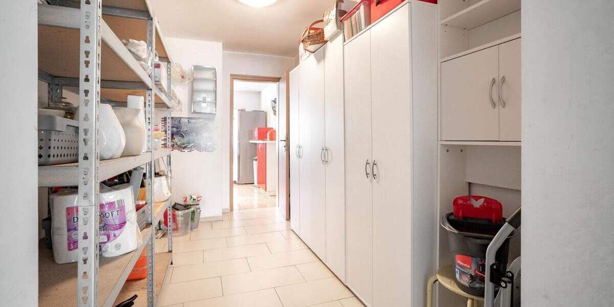 Einfamilienhaus Lalendorf OT Nienhagen Nienhagen - 8 Zimmer, 178 m&sup2;, 258.000&euro; | Angebot:25769614